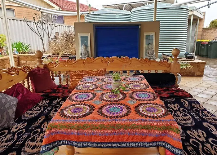 Spacious Holiday Home - Waikerie