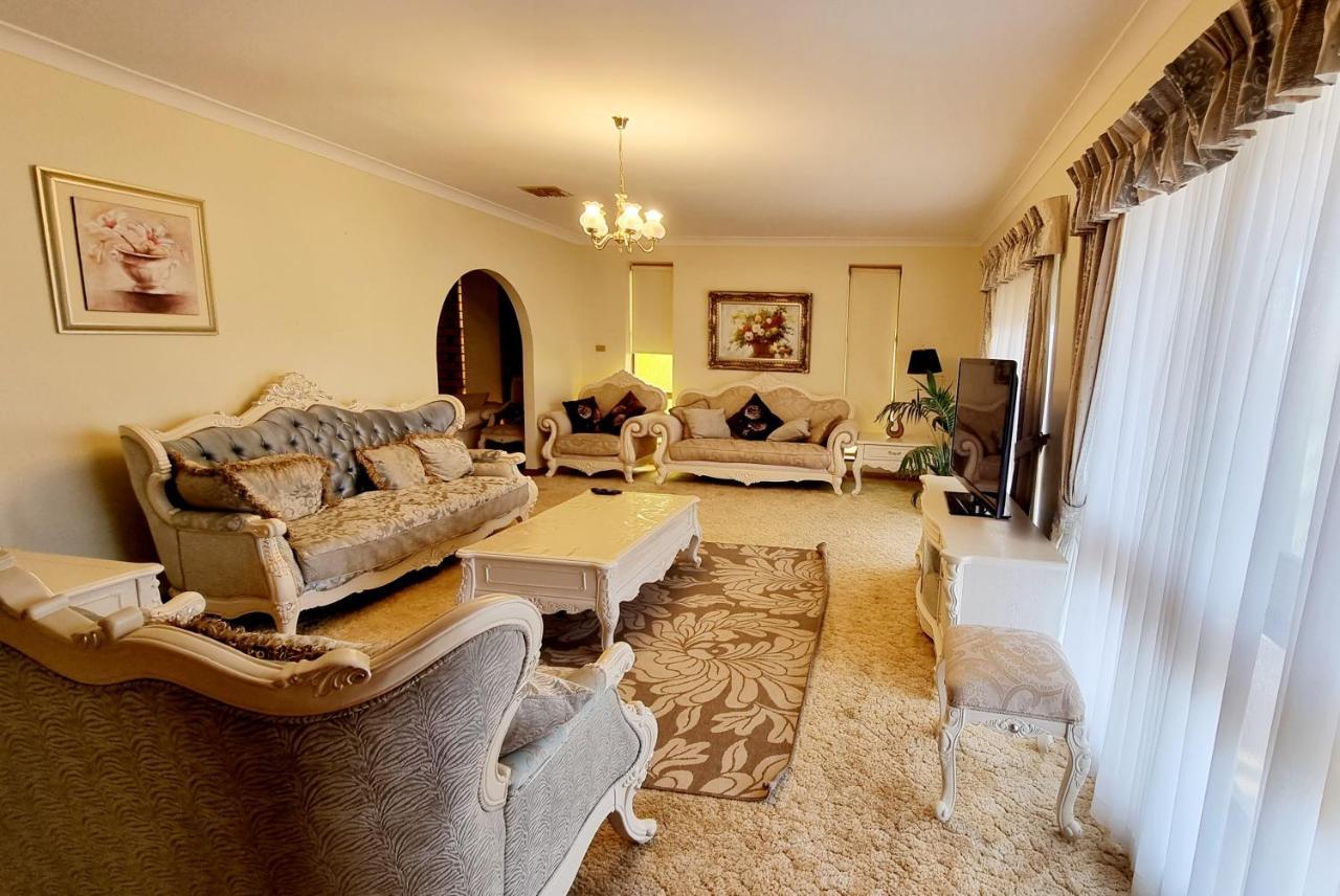Holiday home Spacious - *